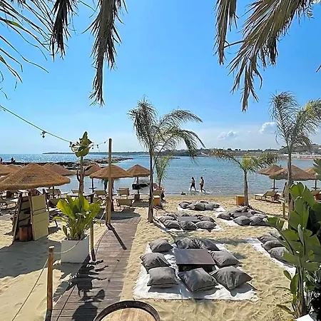 Trescharme أندريا